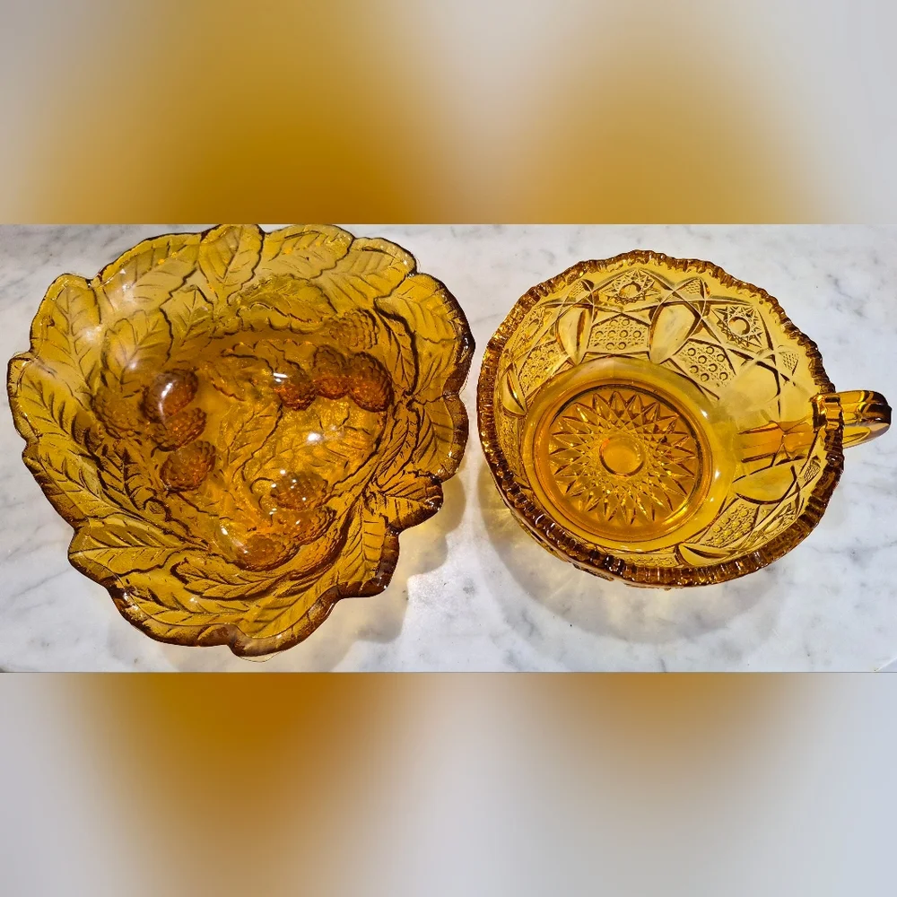 Set Of 2 Amber Carnival Glass Pieces, L.E. Smith Bowl, Indiana Triangle Dish - Picture 2 of 4
